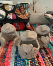 Load image into Gallery viewer, Altar Jizō Pottery Statues